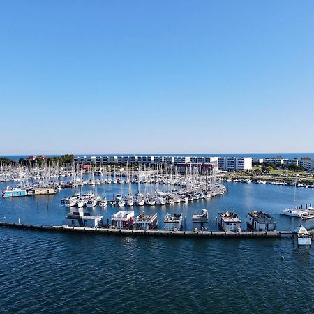 Hausboot Bali Hotel Fehmarn Bagian luar foto