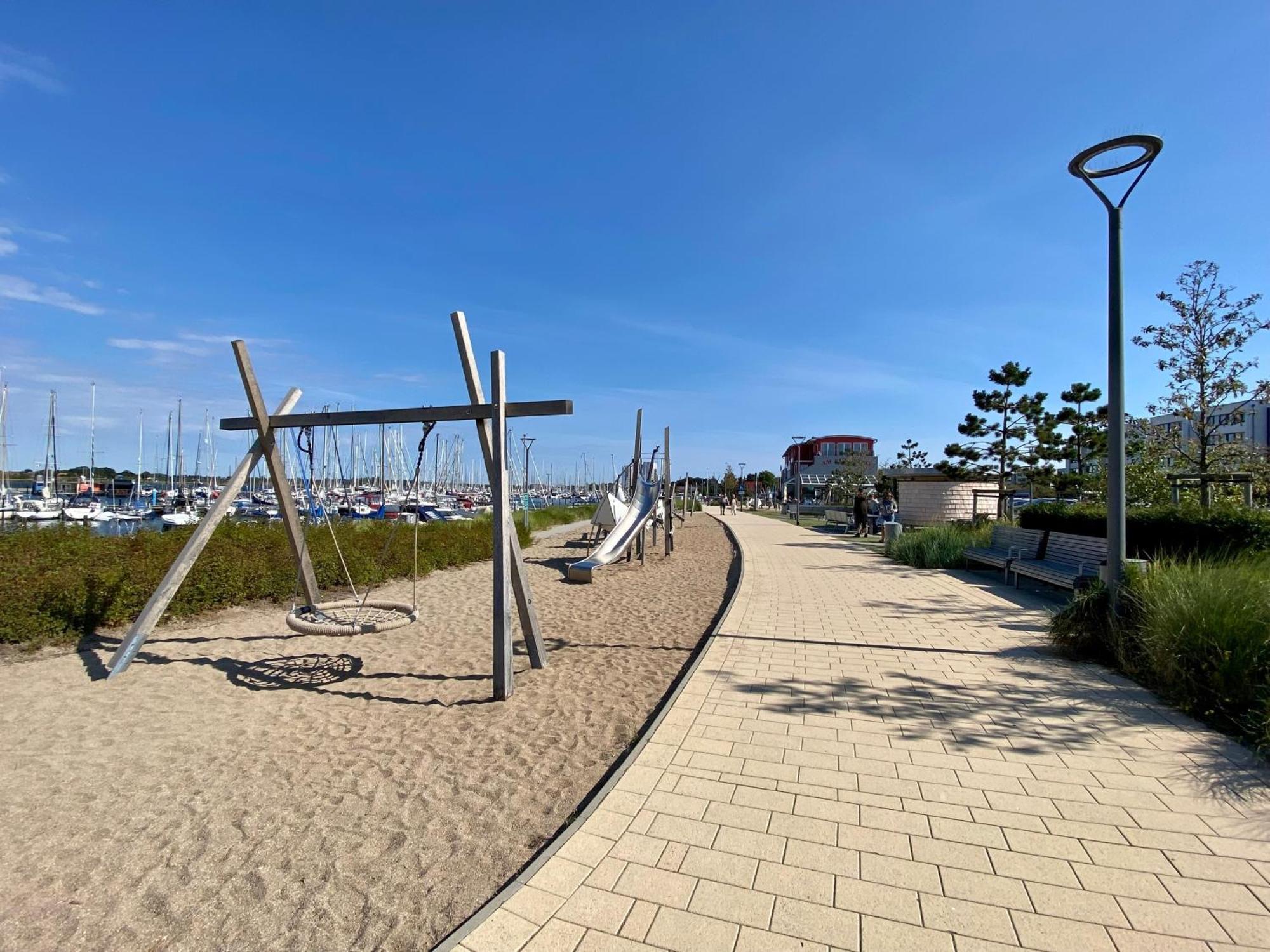 Hausboot Bali Hotel Fehmarn Bagian luar foto