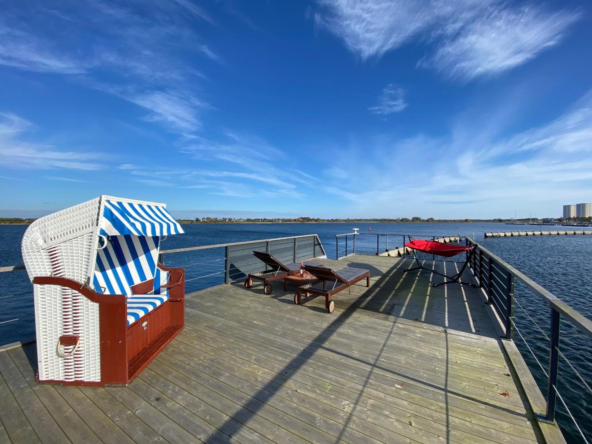 Hausboot Bali Hotel Fehmarn Bagian luar foto