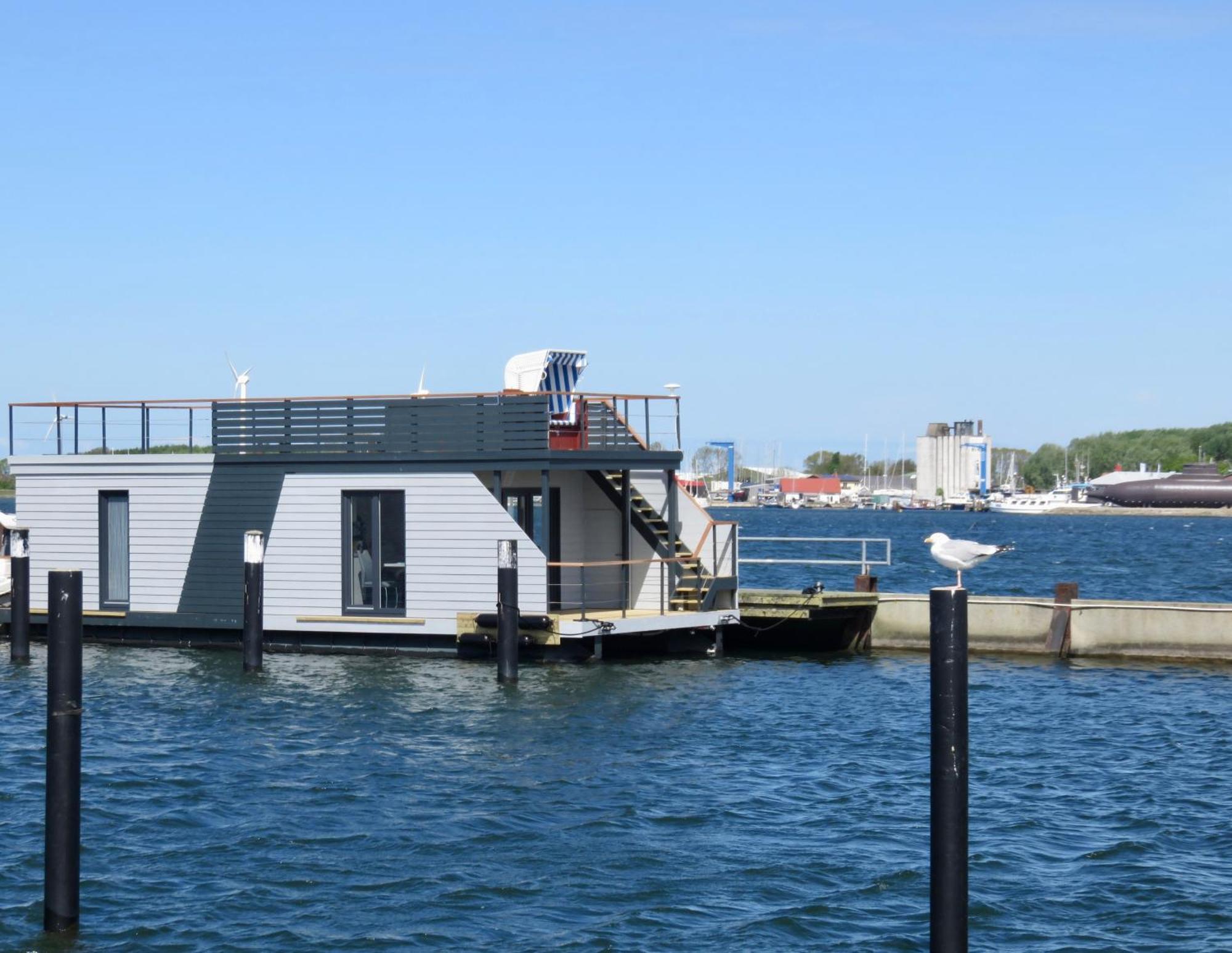 Hausboot Bali Hotel Fehmarn Bagian luar foto